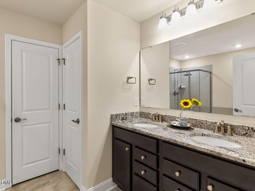 Welcome to 144 Orchard Peach Road, where comfort, convenience - photo 21