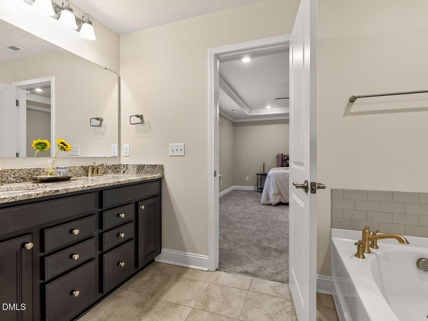 Welcome to 144 Orchard Peach Road, where comfort, convenience - photo 22