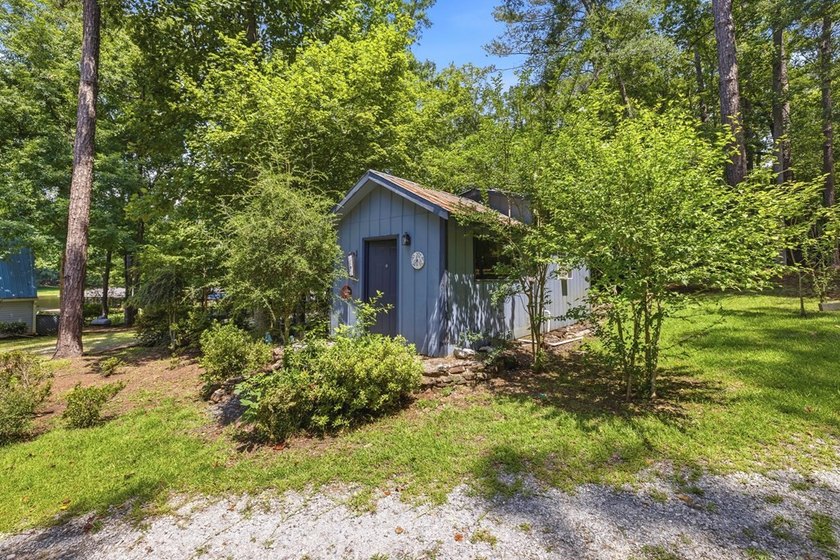 Situated on Lots 17 &amp; 18 with approximately 233 feet of - photo 50