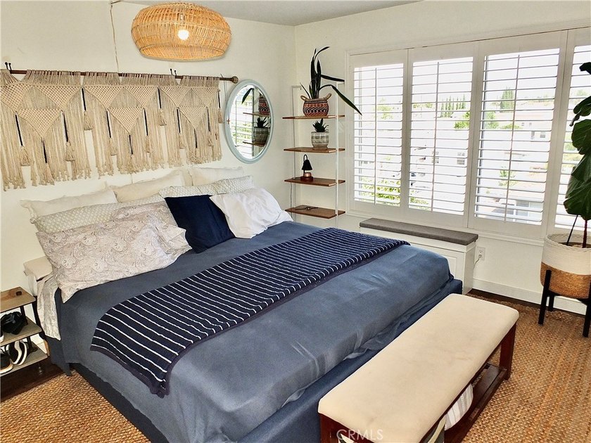 Views, Views, Views! Perched on the top floor of the prestigious - photo 22