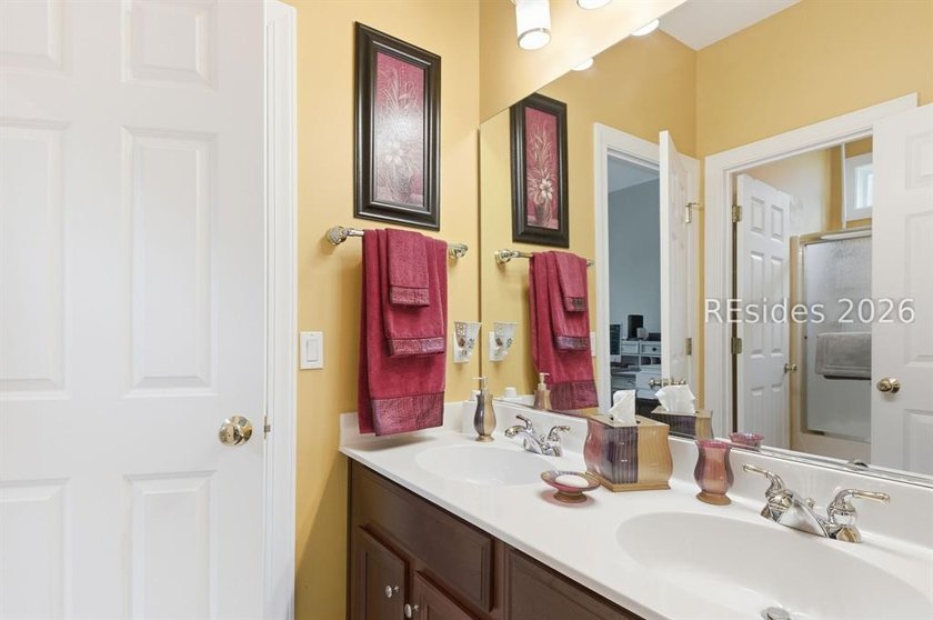 Nestled on a quiet cul-de-sac in the highly desirable community - photo 30