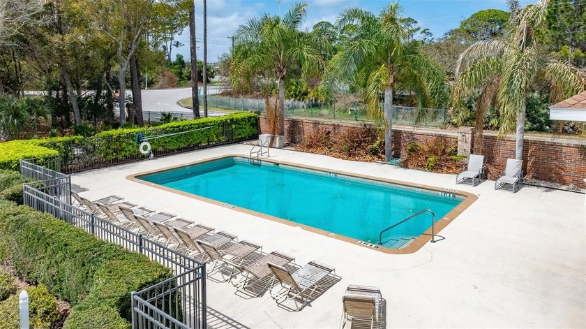 Welcome to this beautifully maintained 3-bedroom, 2-bathroom - photo 34