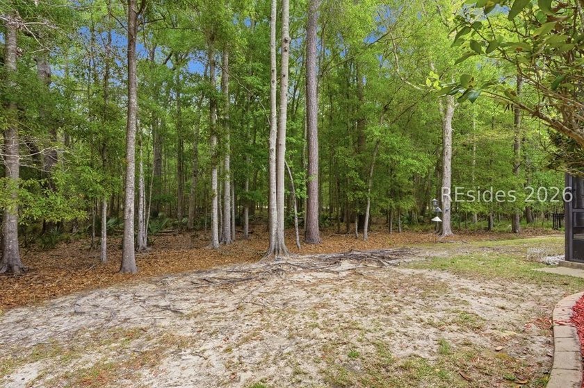 Nestled on a quiet cul-de-sac in the highly desirable community - photo 38