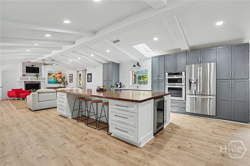 Welcome to 2 Senauki Lane - a beautifully updated, light-filled - photo 13
