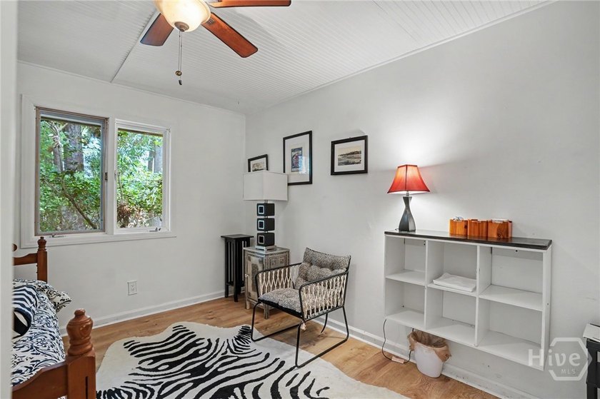 Welcome to 2 Senauki Lane - a beautifully updated, light-filled - photo 23