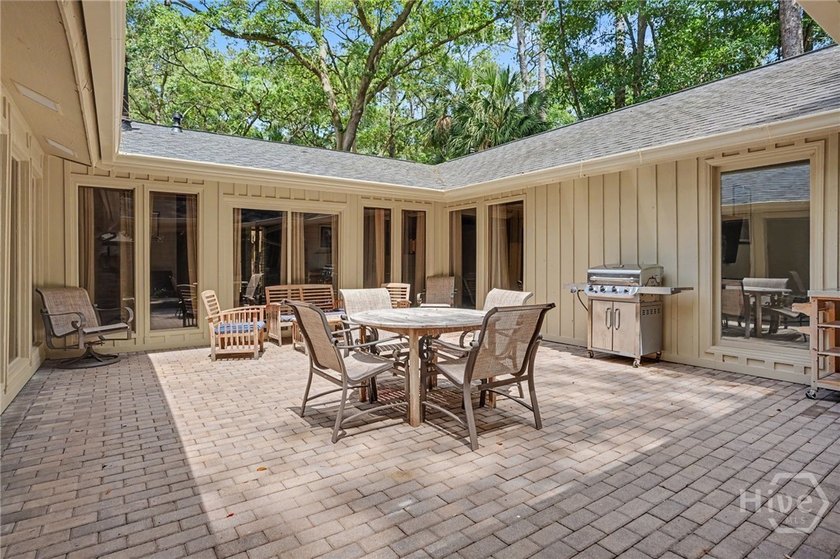 Welcome to 2 Senauki Lane - a beautifully updated, light-filled - photo 30