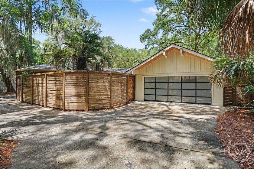 Welcome to 2 Senauki Lane - a beautifully updated, light-filled - photo 32