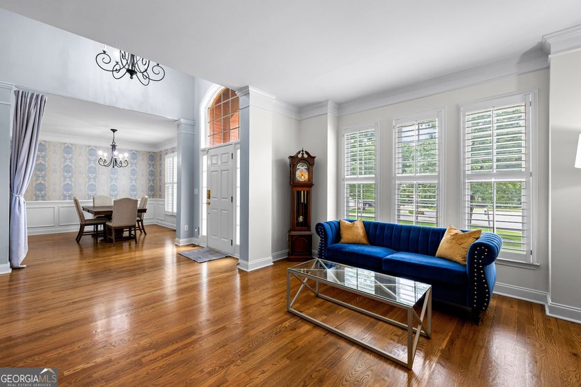**OPEN SUNDAY 5/31 from 2-4 PM ** Welcome home to this spacious - photo 10