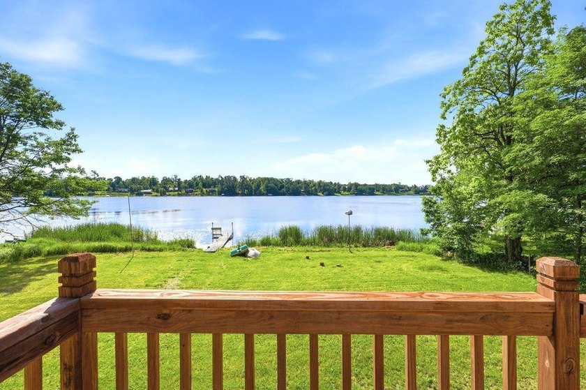 This beautiful four-year-old home on Little Blake Lake offers a - photo 25