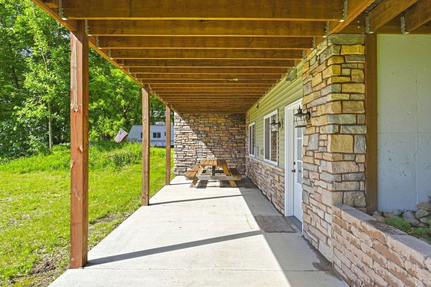 This beautiful four-year-old home on Little Blake Lake offers a - photo 26