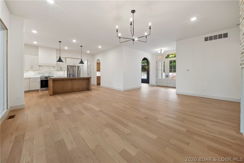 Impressive brand new construction in the sought-after Porto Cima - photo 14