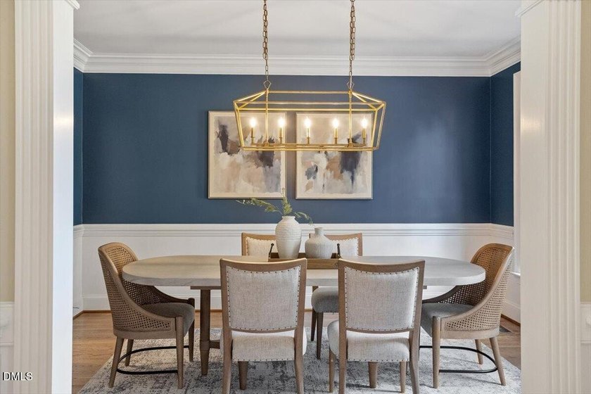 Elegance and modern luxury converge in this exceptional Harold - photo 26