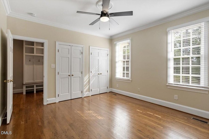 Elegance and modern luxury converge in this exceptional Harold - photo 29