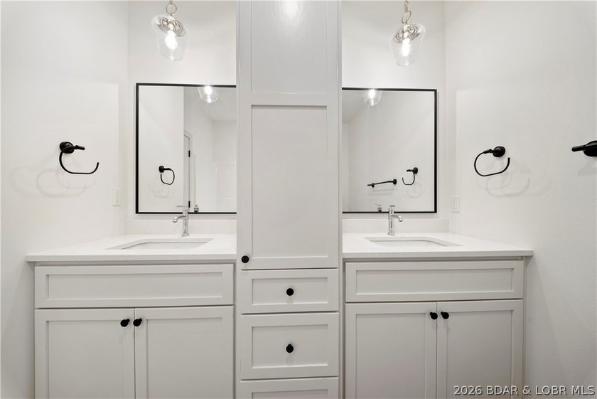 Impressive brand new construction in the sought-after Porto Cima - photo 48