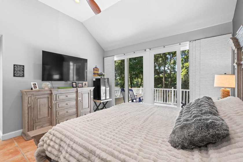 Experience luxury Lowcountry living from this exceptional - photo 24