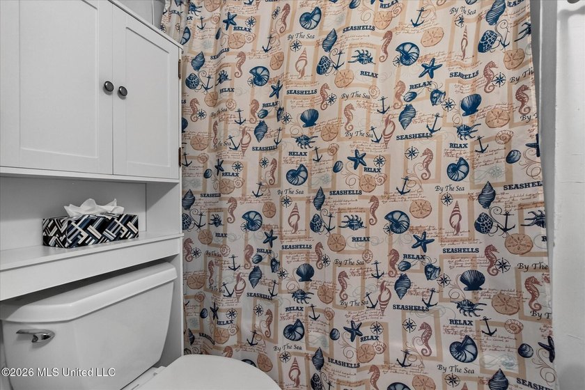 Welcome to 16080 Crestview Drive in Gulfport! Conveniently - photo 33