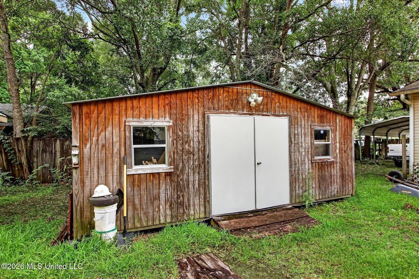 Welcome to 16080 Crestview Drive in Gulfport! Conveniently - photo 48