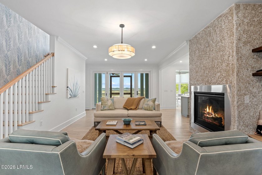 Welcome to 100 Front Street, an exceptional deepwater residence - photo 15