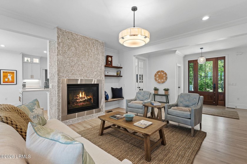 Welcome to 100 Front Street, an exceptional deepwater residence - photo 17