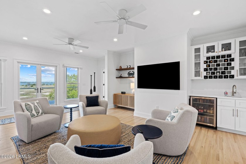 Welcome to 100 Front Street, an exceptional deepwater residence - photo 46