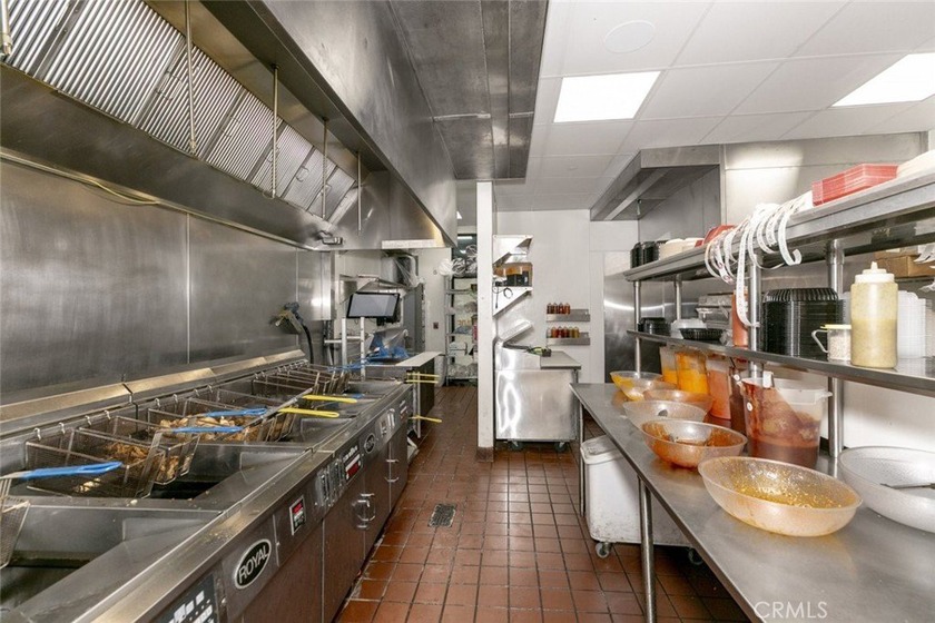 Incredible Opportunity to Own a Popular and Rapidly Growing - photo 7