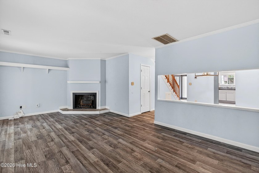 Welcome to 97 Quarterdeck, a charming, well maintained townhome - photo 16