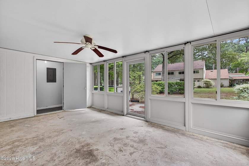 Welcome to 97 Quarterdeck, a charming, well maintained townhome - photo 22