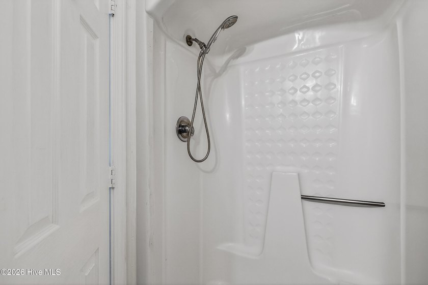 Welcome to 97 Quarterdeck, a charming, well maintained townhome - photo 27