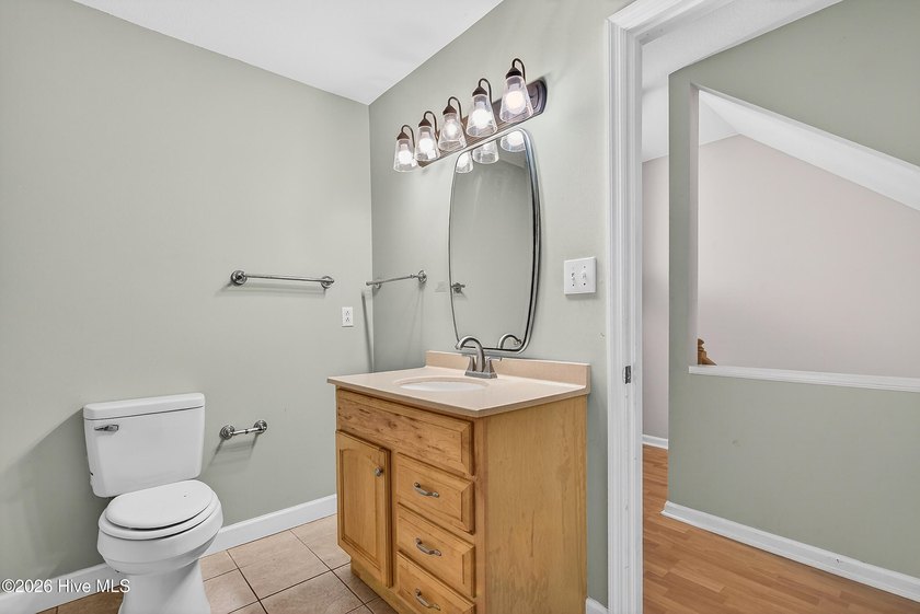 Welcome to 97 Quarterdeck, a charming, well maintained townhome - photo 31