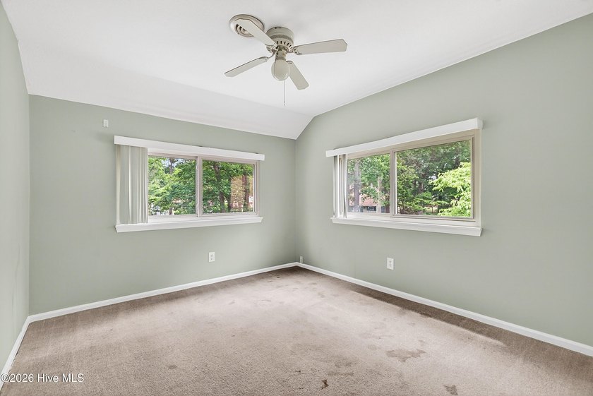Welcome to 97 Quarterdeck, a charming, well maintained townhome - photo 35