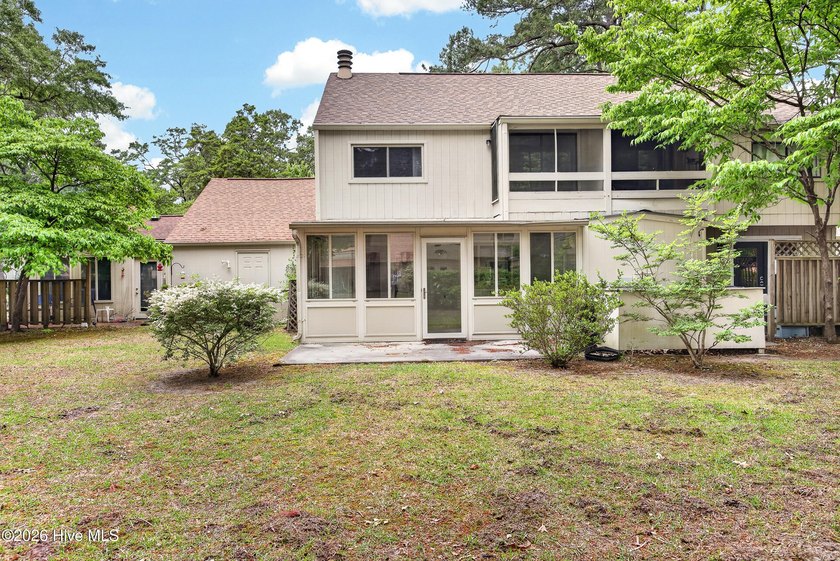 Welcome to 97 Quarterdeck, a charming, well maintained townhome - photo 37