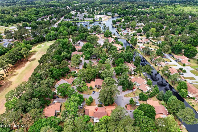 Welcome to 97 Quarterdeck, a charming, well maintained townhome - photo 42