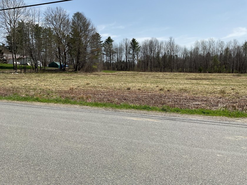 This is a corner lot with frontage on the Getchell Corner Rd and - photo 4
