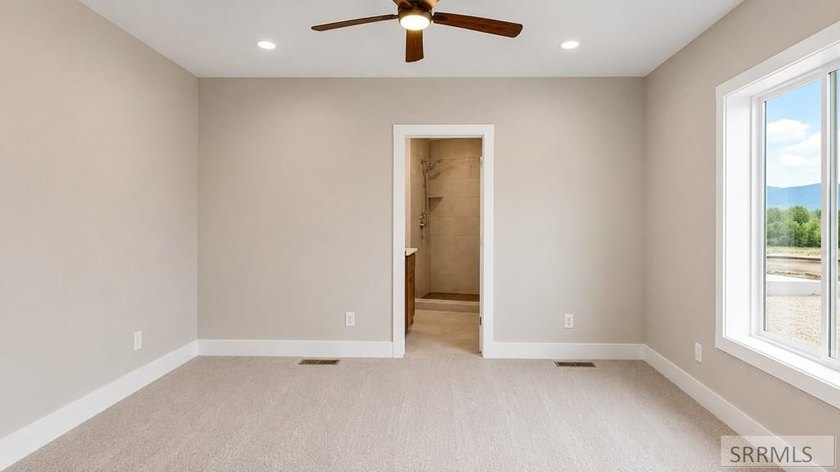 Enjoy stunning mountain views from this beautiful new custom - photo 11
