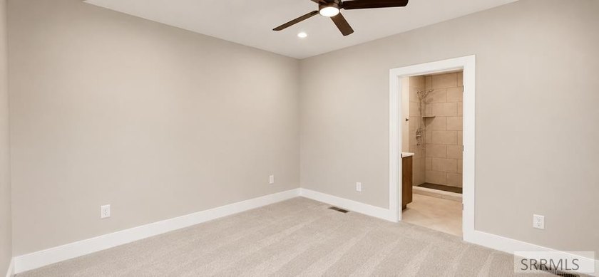 Enjoy stunning mountain views from this beautiful new custom - photo 12