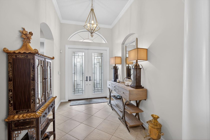GORGEOUS golf views within Jupiter Country Club! Ideally set on - photo 10