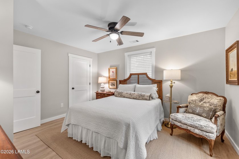 Completely renovated in 2024, this charming 3-bedroom, 2.5-bath - photo 30