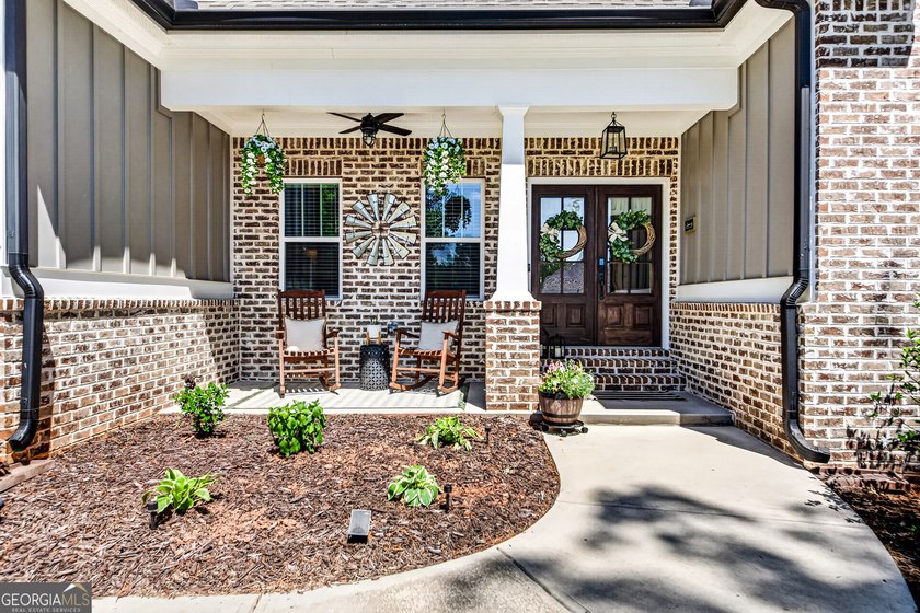 Welcome to 3656 Eagle View Way a 6 bedroom and 4 full bath in - photo 2