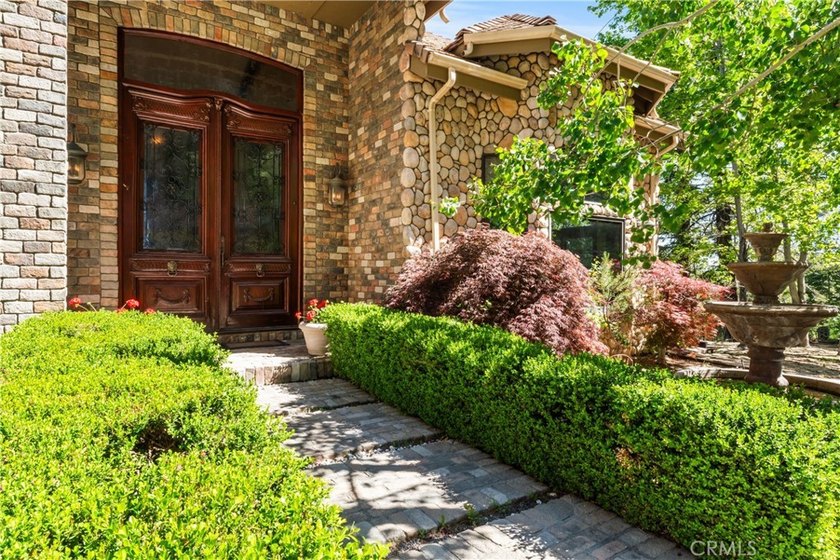 Discover the epitome of luxury at this extraordinary estate in - photo 5