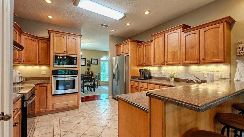 Experience the perfect blend of luxury, privacy, and versatility - photo 14