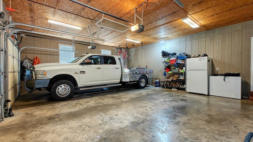 Experience the perfect blend of luxury, privacy, and versatility - photo 46