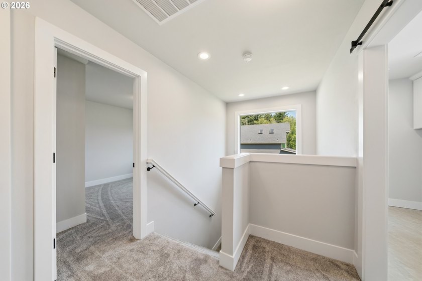 Beautiful new Traditional home backing to serene greenspace - photo 14