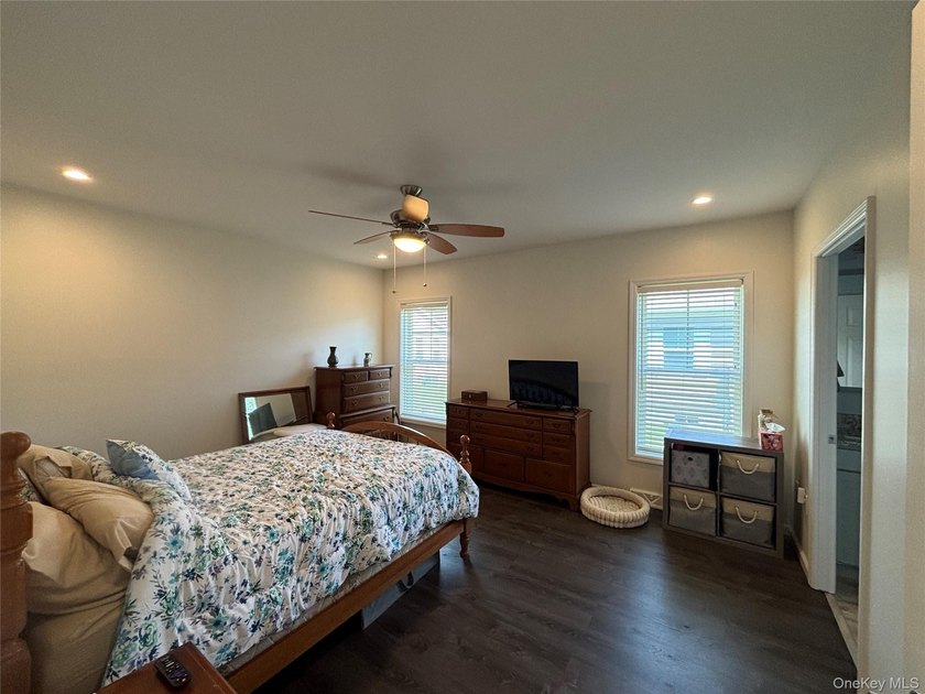 From the Moment You Drive up to #563 Oakwood, &amp; Step onto the - photo 27