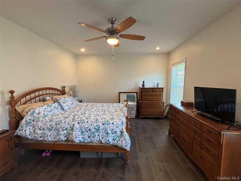 From the Moment You Drive up to #563 Oakwood, &amp; Step onto the - photo 28