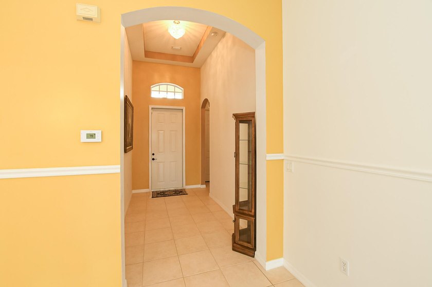 Beautiful home in Lake Forest at St Lucie West with lovely Lake - photo 4