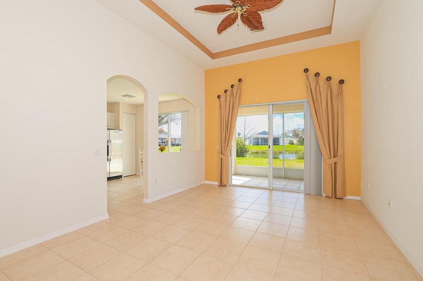 Beautiful home in Lake Forest at St Lucie West with lovely Lake - photo 9