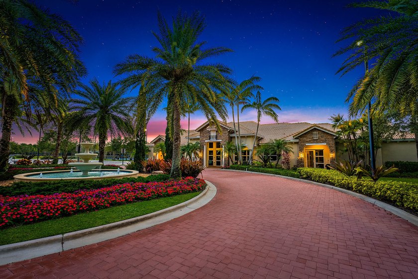 Welcome to this highly sought-after Stonegate model, located - photo 30