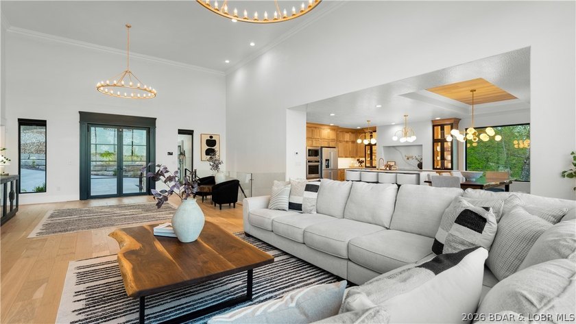 THIS is what luxury new construction at Lake of the Ozarks - photo 18