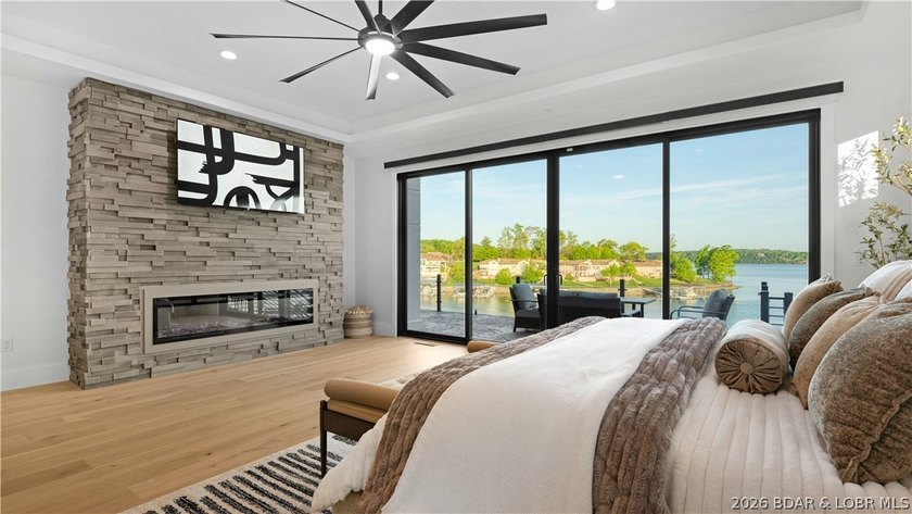 THIS is what luxury new construction at Lake of the Ozarks - photo 30