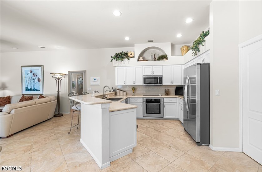 Welcome to this impressive, ideally situated, peaceful quiet - photo 33